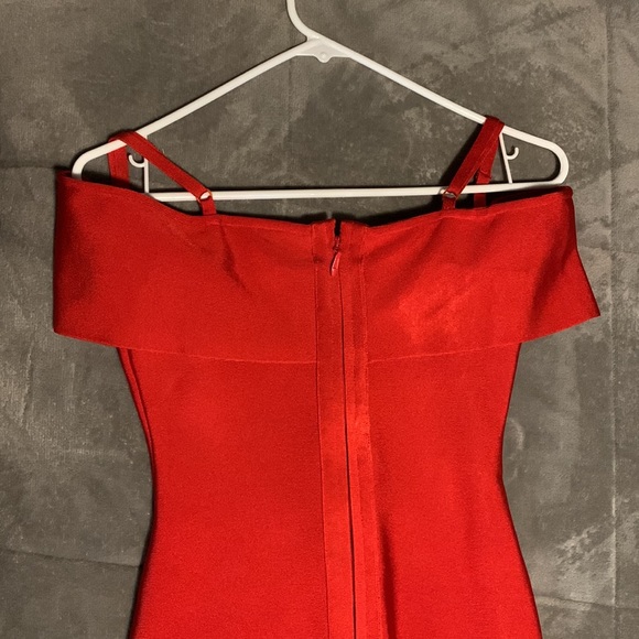 Medium midi red bandage dress - Picture 3 of 3